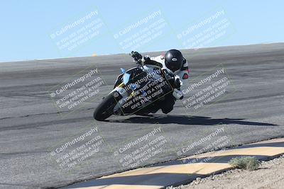 media/Oct-13-2025-Moto Forza (Mon) [[a66d839500]]/4-C Group/Session 2 (Bowl)/